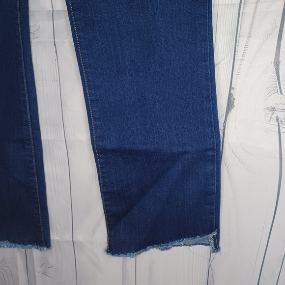 Nine West kick flare jeans with raw hem - Picture 2 of 14